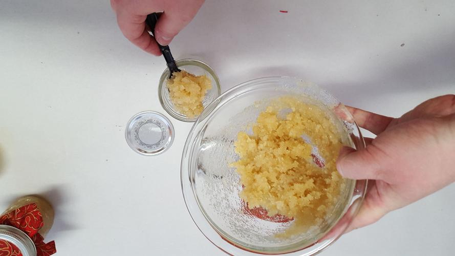 DIY sugar scrub 2