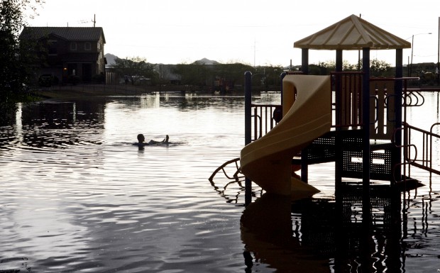 Major monsoon storm hits Tucson area