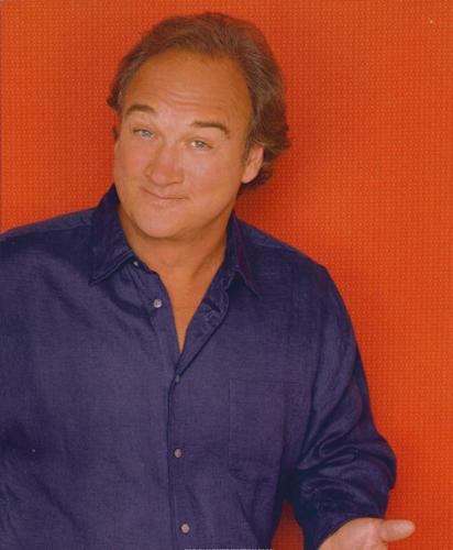 Belushi, troupe ready for off-the-cuff show    