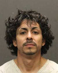 Tucson man accused of shooting deputies will stay in jail