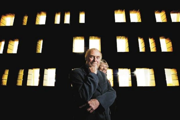 Shelton guides prisoner poets  