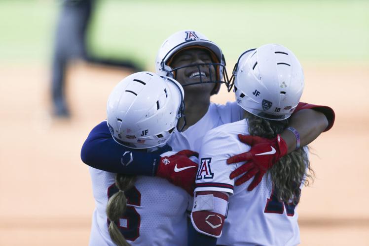 052921-tuc-spt-uasoftball-p1