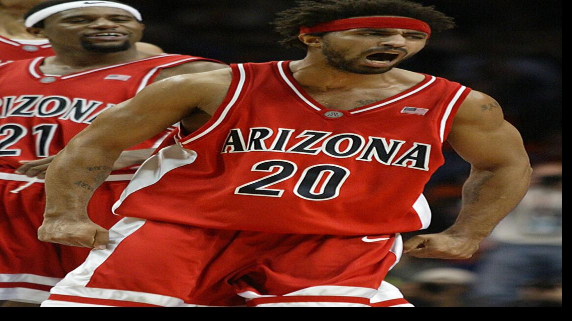 3 contenders for the greatest shot in UA basketball history