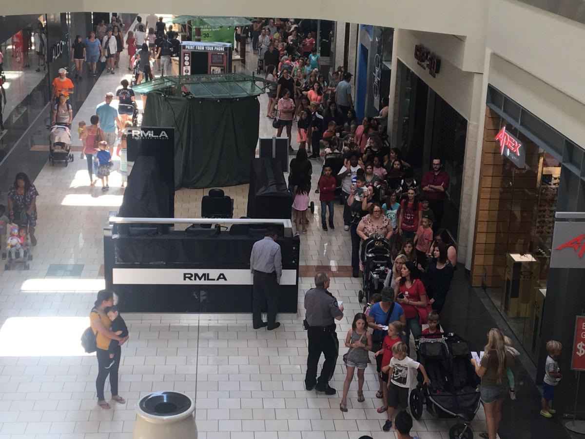 Massive line at Tucson Mall as BuildaBear's 'Pay Your Age' promotion