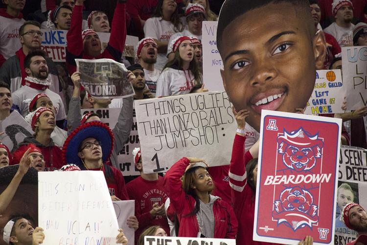 'College GameDay' signs