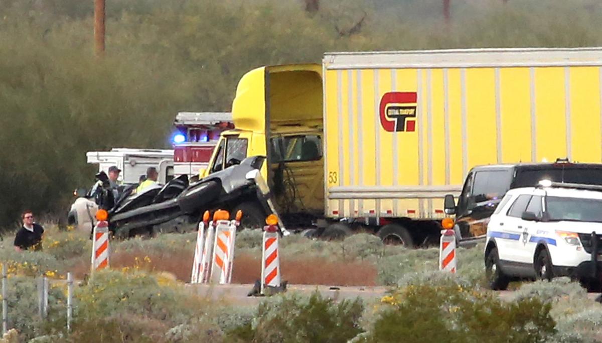 4 killed, 4 injured in big chainreaction crash on I10 northwest of
