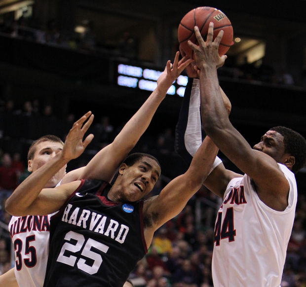 Arizona vs. Harvard in NCAA Tournament