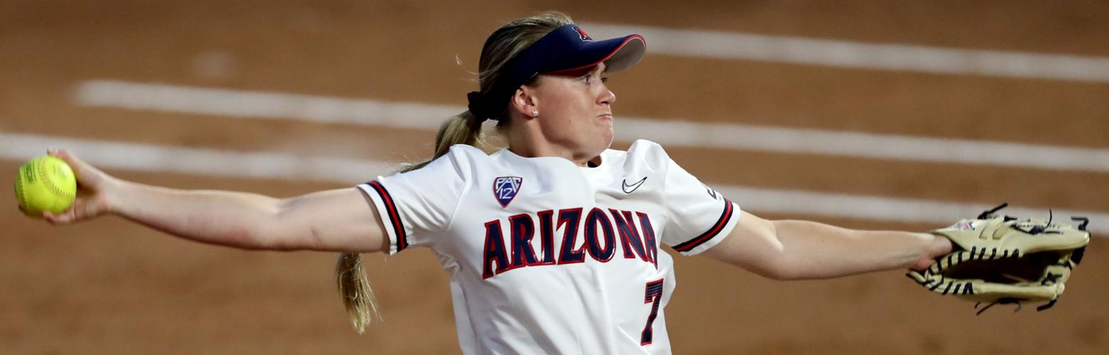 031120-spt-ua softball-p3.jpg