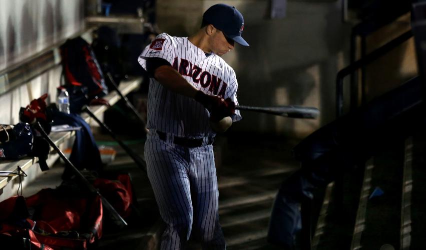 022819-spt-ua baseball-p17.jpg