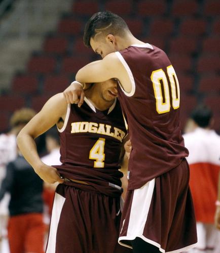 Nogales vs Paradise Valley Basketball