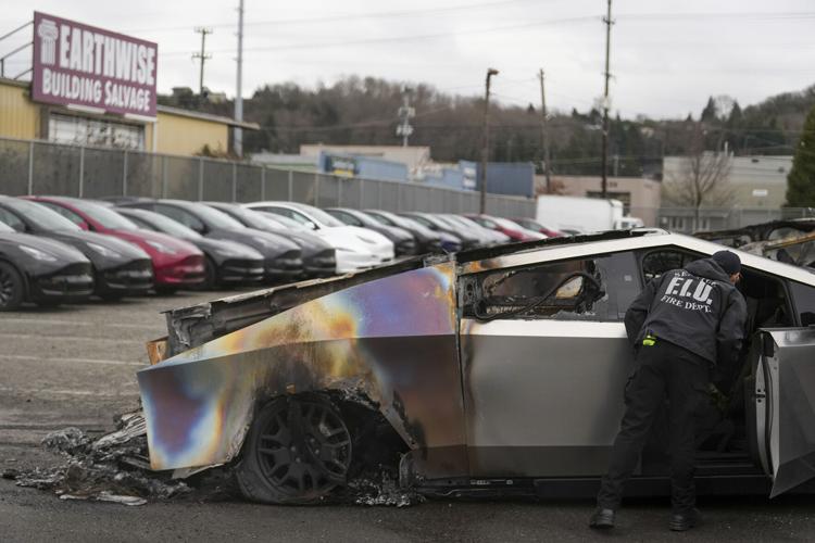 APTOPIX Seattle Tesla Cybertrucks Fire