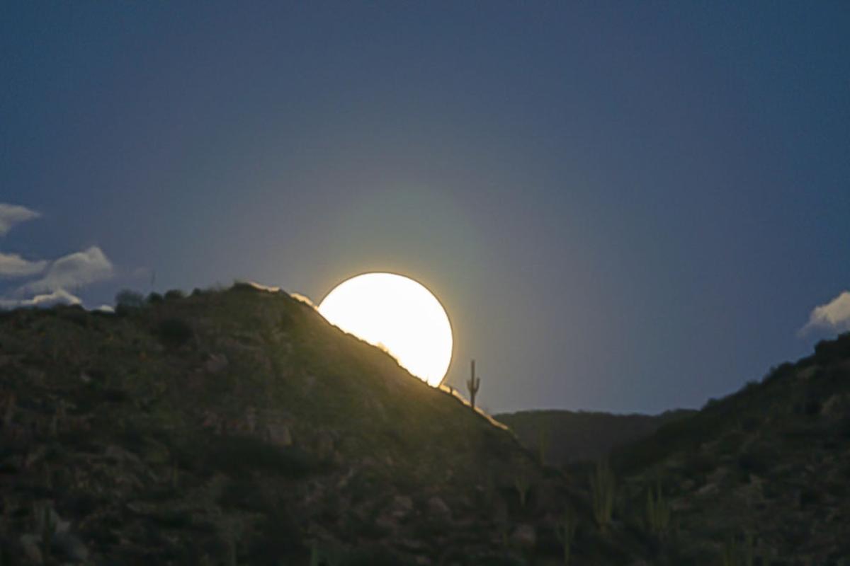 Those Those Beautiful Full Moon Photographs Arts And Leisure Tucson Com