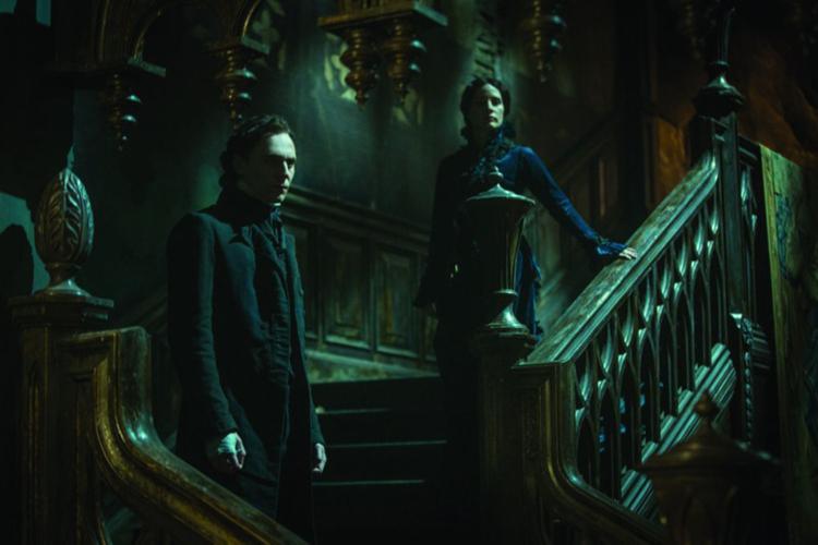 Crimson Peak movie review