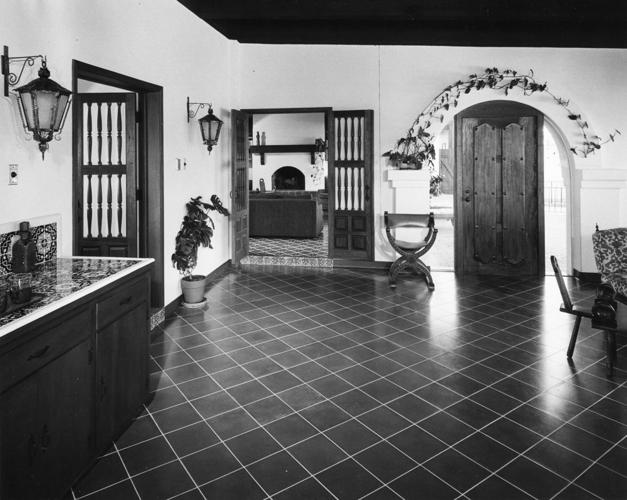 1965 photos: Hispanic look to 'palace'