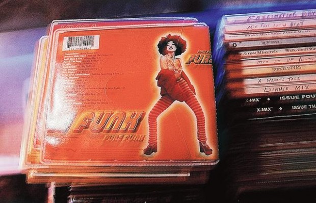 Thursday night fever takes over Flying V  