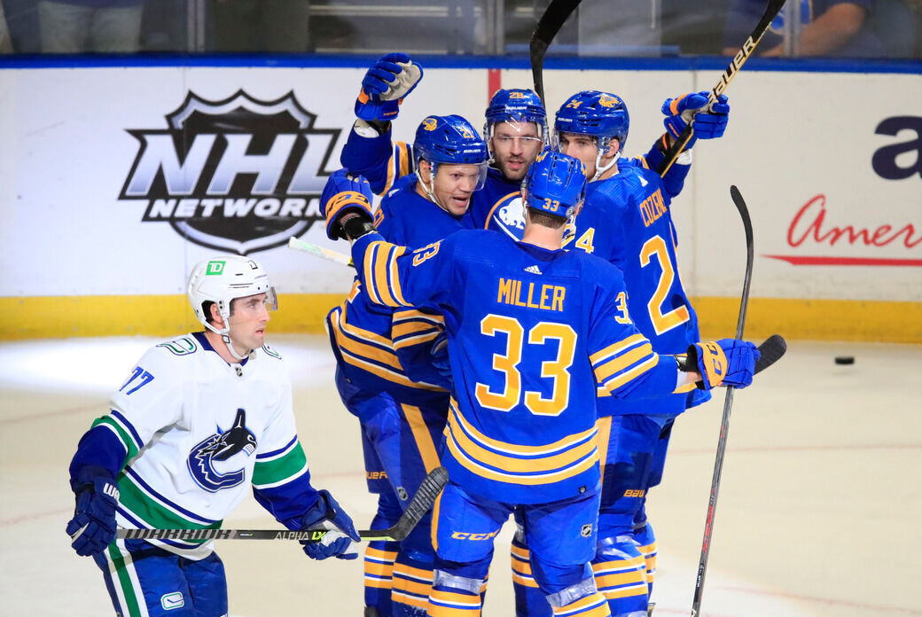 Sabres Canucks