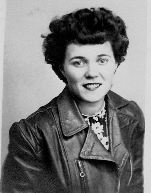 Jennifer McMullen, shown in a 1944 photo, was a riveter at Lockheed during World War II.