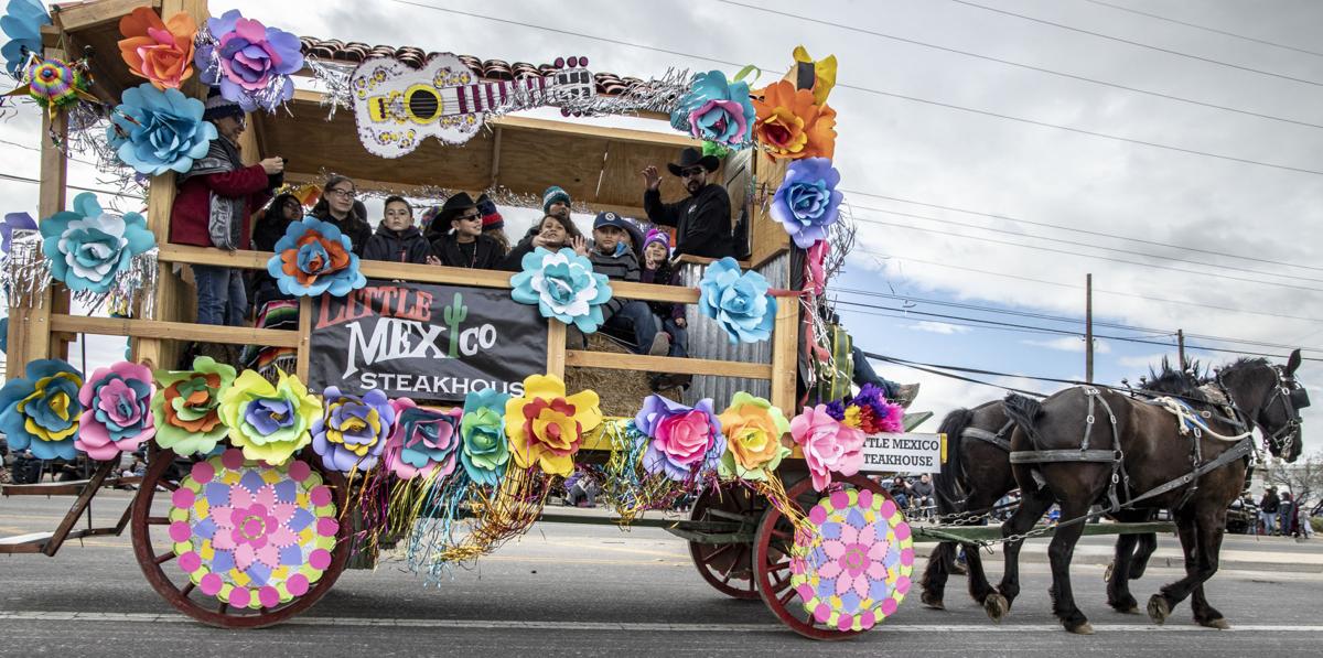 Enjoy 80 wagons, music at a free reverse Tucson rodeo parade this Saturday | Entertainment
