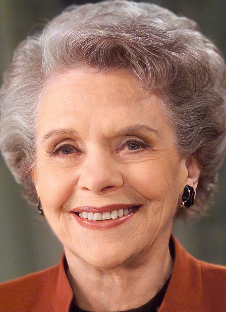Helen Wagner, a long-running star in 'As the World Turns,' dies at 91   