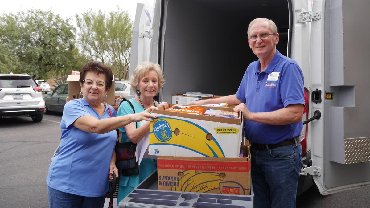 Oro Valley resident uses recovery time to hold food drive Oro Valley resident uses recovery time to hold food drive