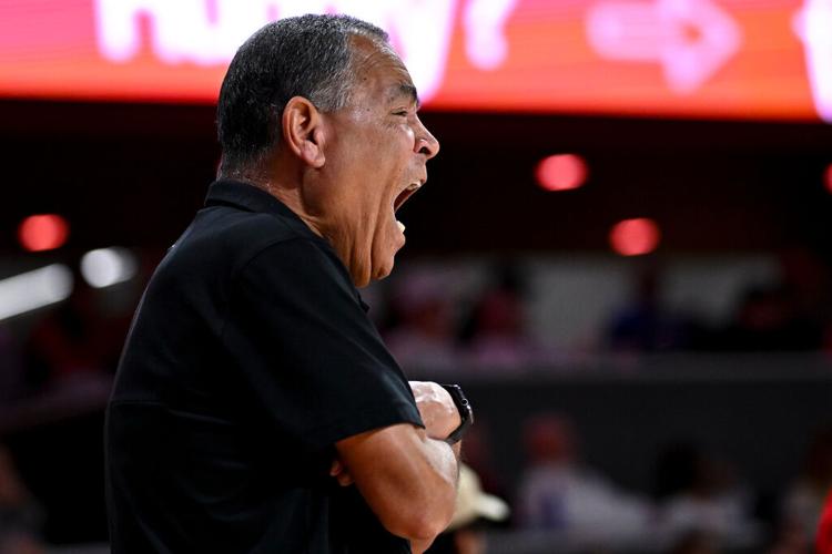 MTSU Houston Basketball