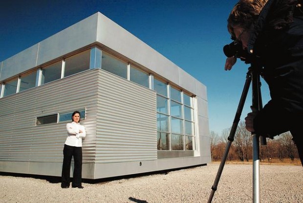 Modernistic kits may help shape prefab homes' future  