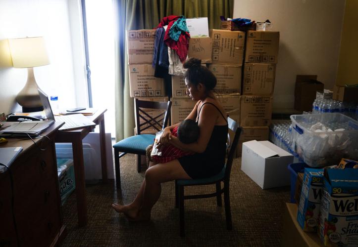 More than 1,400 asylum seekers a day coming through Tucson