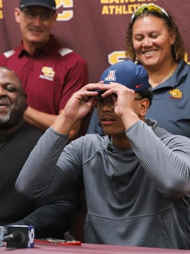 Elijah Rushing commits to Arizona | Thursday, July 6, 2023