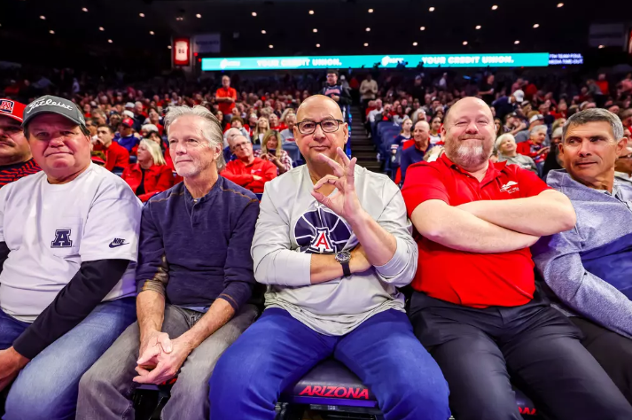 Terry Francona, Arizona men's basketball vs. Cincinnati | Jan. 21, 2026