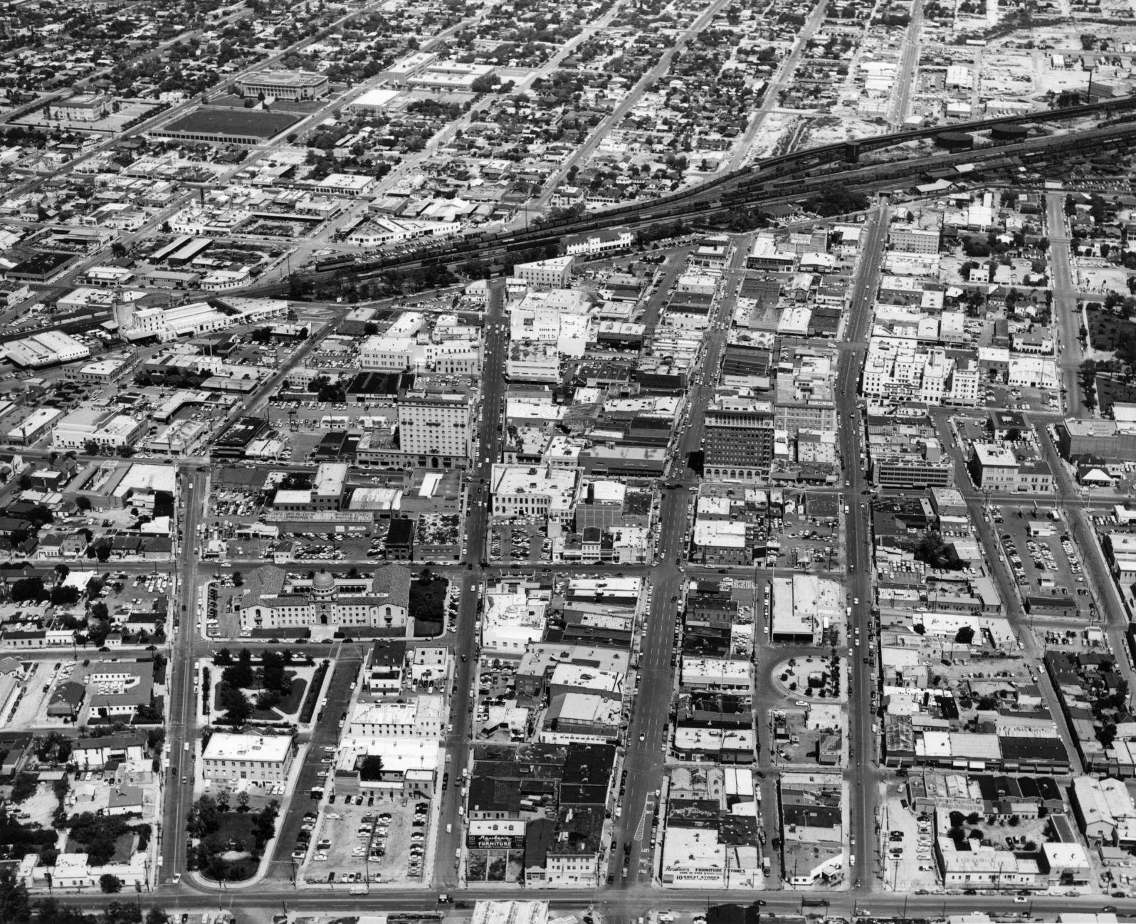Collection: 40+ aerial photos of Tucson from decades ago | History ...