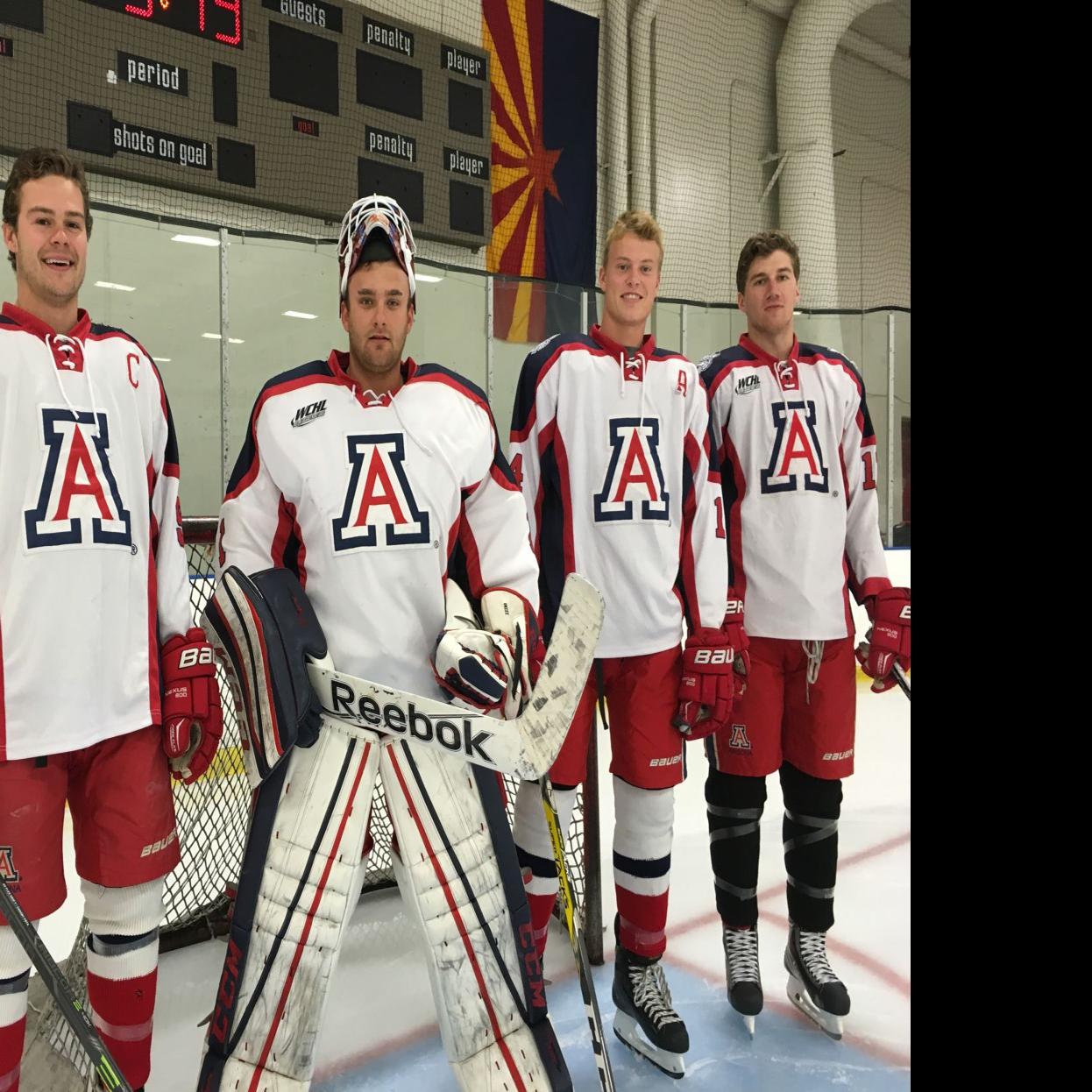 Hockey Arizona Wildcats Club Team Arriving Just As Adversity