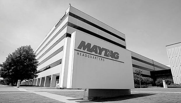 Maytag shareholders OK sale to Whirlpool for $1.79 billion  