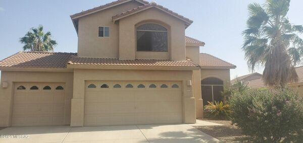 4 Bedroom Home in Tucson - $2,400