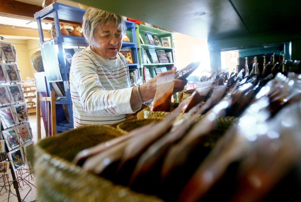 Store puts down roots at new Campbell Ave. site   