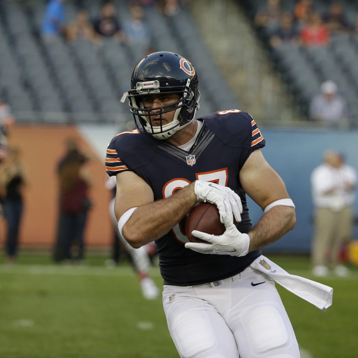 Bear Pascoe Has Traded Getting Hit By Nfl Stars To Wrestling With