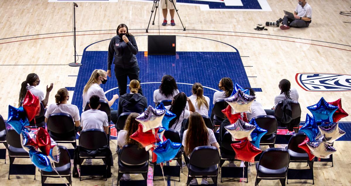 031621-spt-ua womens hoops-p12.JPG