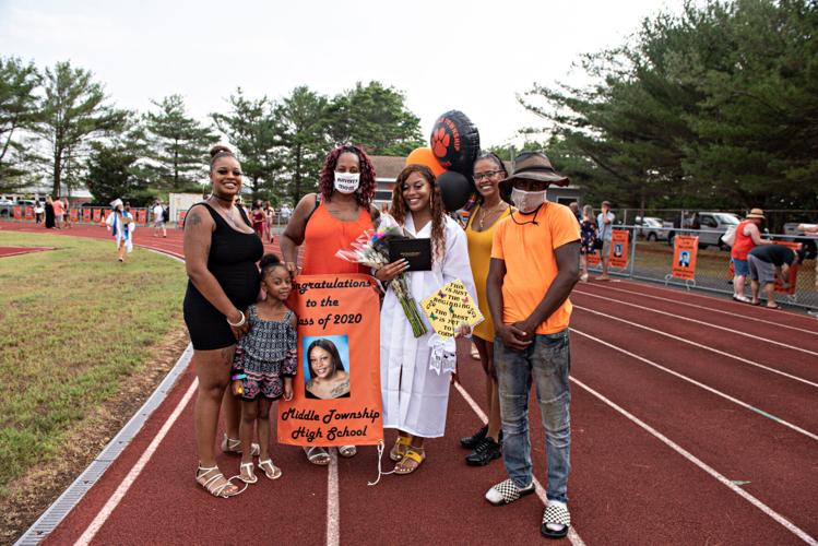 070820_nws_middlegrad