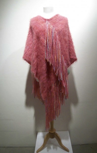 Handweaving ' interpreter'   