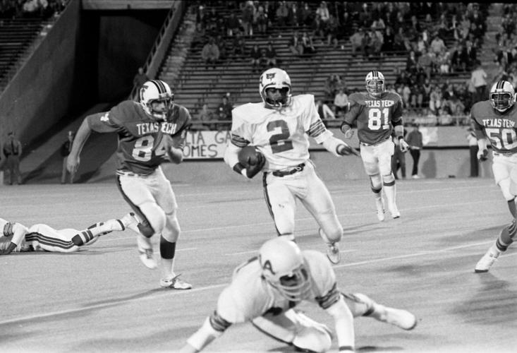 081424-tuc-spt-blitz-texastech-hansen-P1