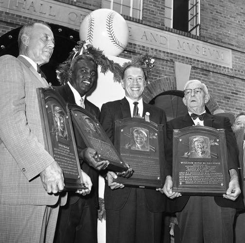 1962: Edd Roush, Jackie Robinson, Bob Feller, Bill McKechnie,