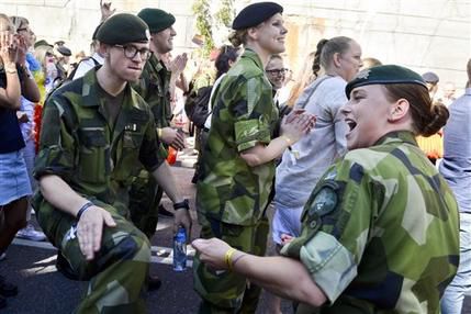 SUECIA-SERVICIO MILITAR
