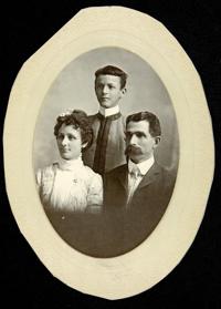 Kin of noted city pioneer urge lane's name be kept    