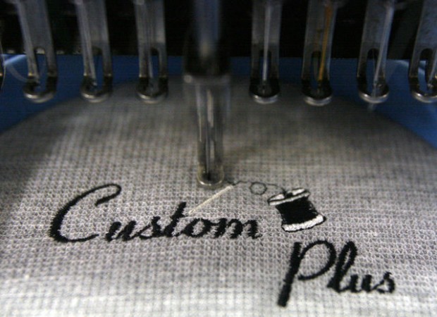 Custom engraving business wins award  