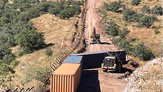 Arizona installs border barrier in Cochise County