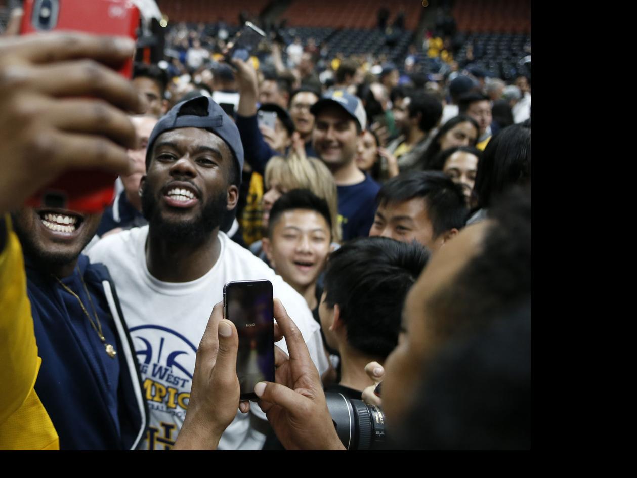 Arizona Wildcats Land Uc Irvine Guard Max Hazzard As Graduate Transfer Arizona Wildcats Basketball Tucson Com