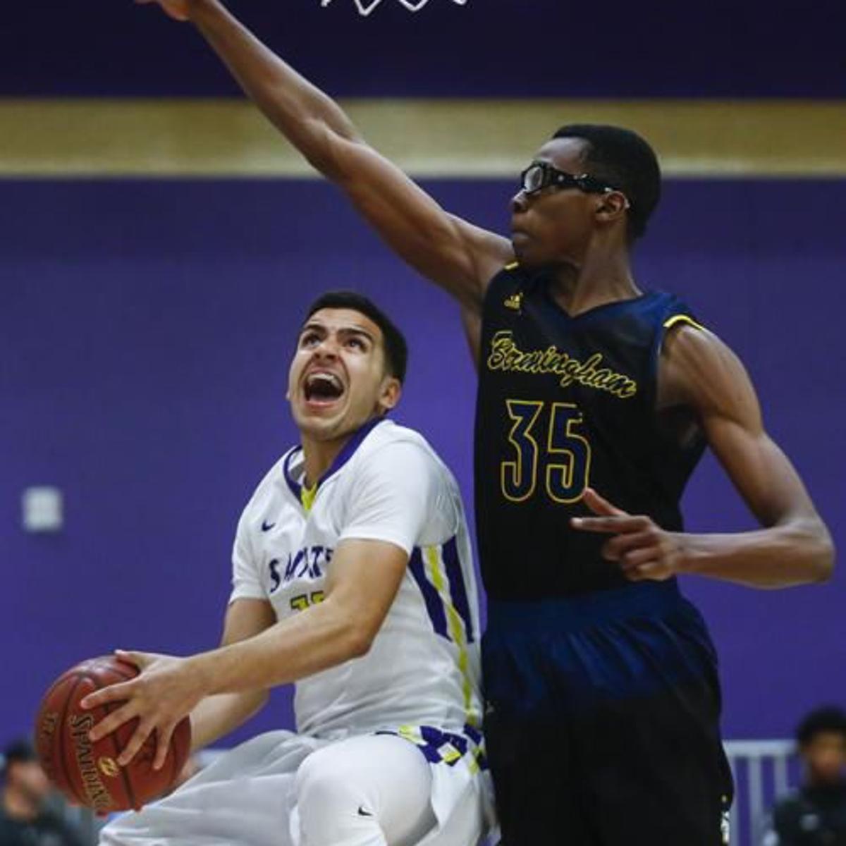 From Cameroon To Cats Arizona Gets Commitment From 6 Foot 10