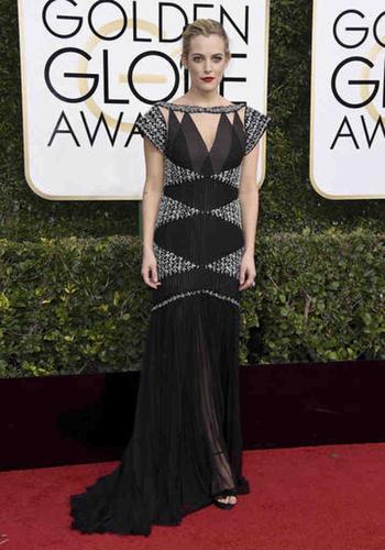 The 74th Annual Golden Globe Awards - Arrivals