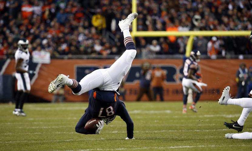 Chicago Bears tight end Adam Shaheen (87) makes a reception in the second quarter against the Philadelphia Eagles during the NFC Wild Card game on Sunday, Jan. 6, 2019 at Soldier Field in Chicago, Ill. The Eagles beat the Bears, 16-15.