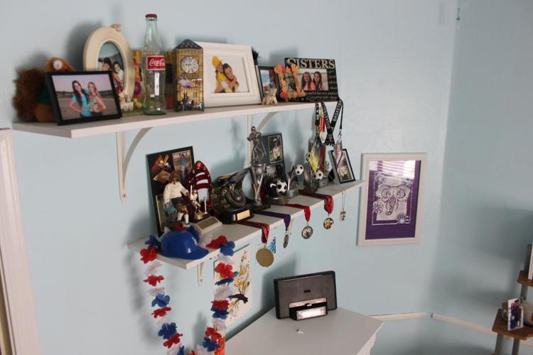 Shelving for teen bedroom