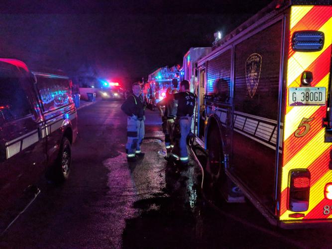 Smoke alarms awaken residents in midtown Tucson fire